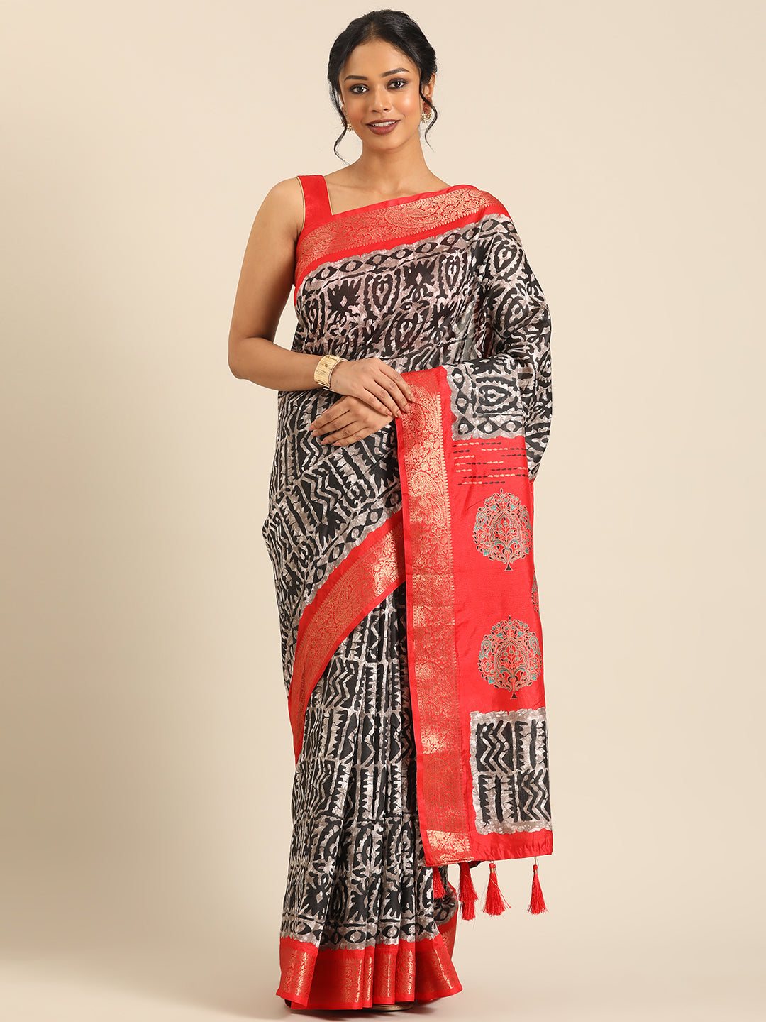 Vanya–Black Printed Weaving Silk Saree
