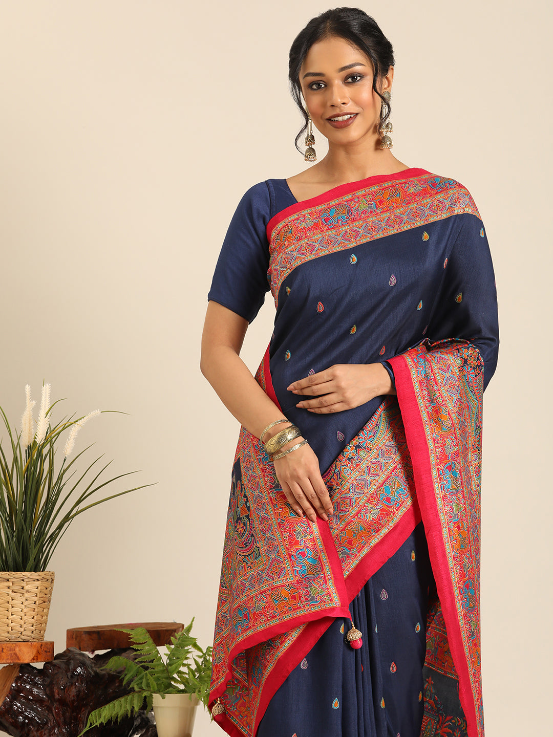 Kumuda – Navy Blue Printed Soft Silk Saree