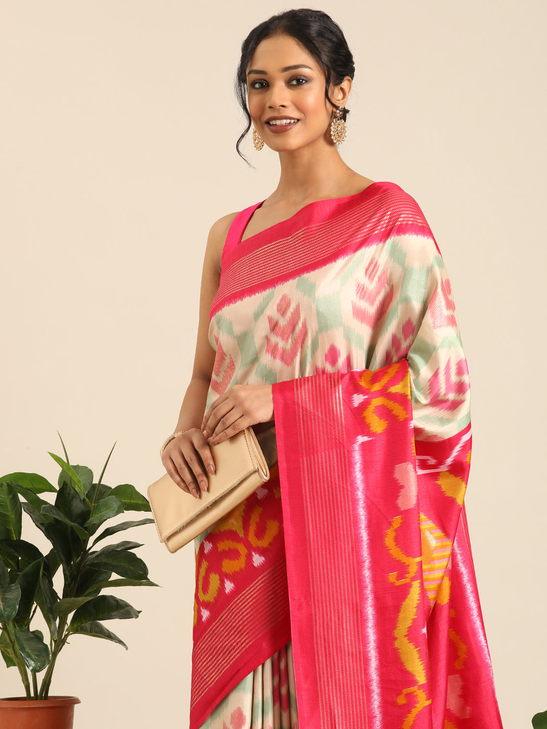 Tanta–Cream Printed Soft Silk Saree