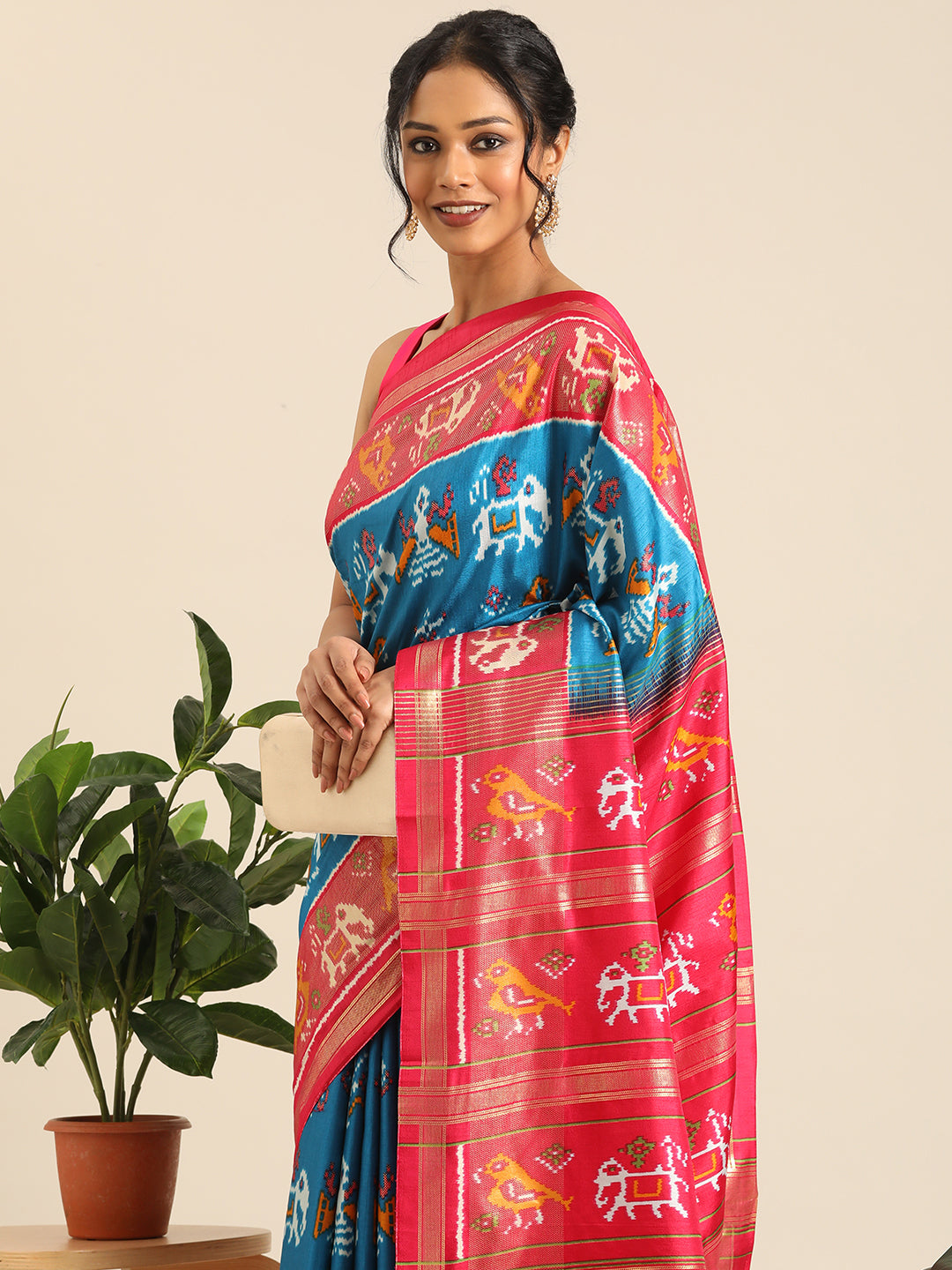 Gajraaj – Turqouise Printed Soft Silk Saree