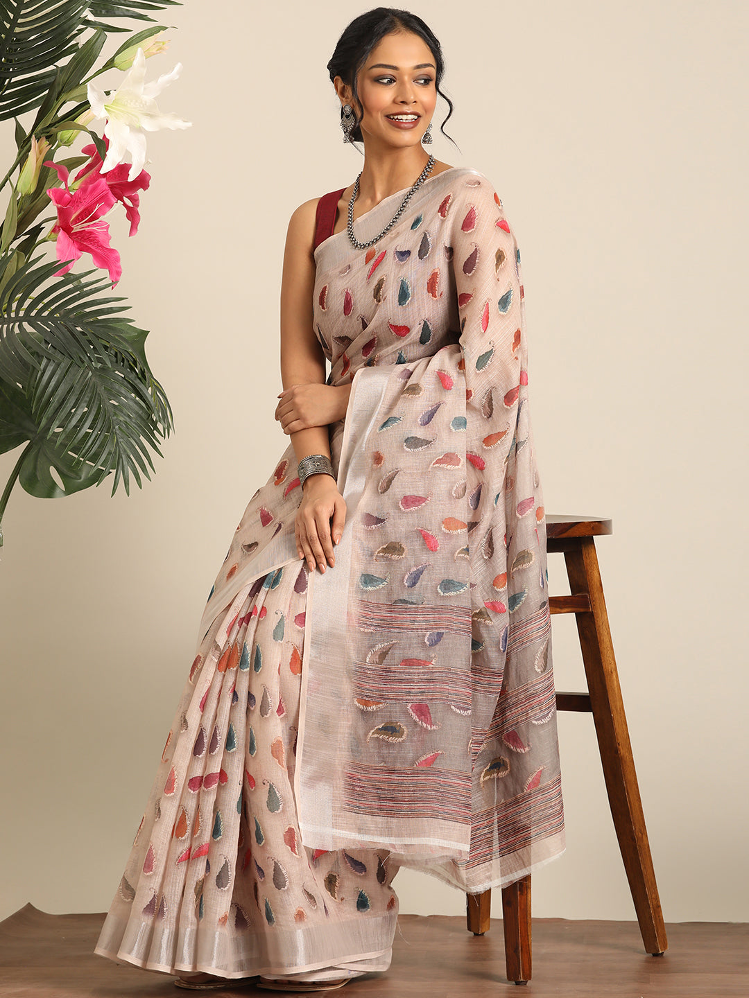 Mridula–Beige Printed Linen Saree