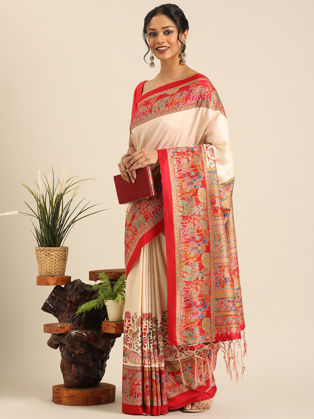 Kumuda β Off White Printed Soft Silk Saree