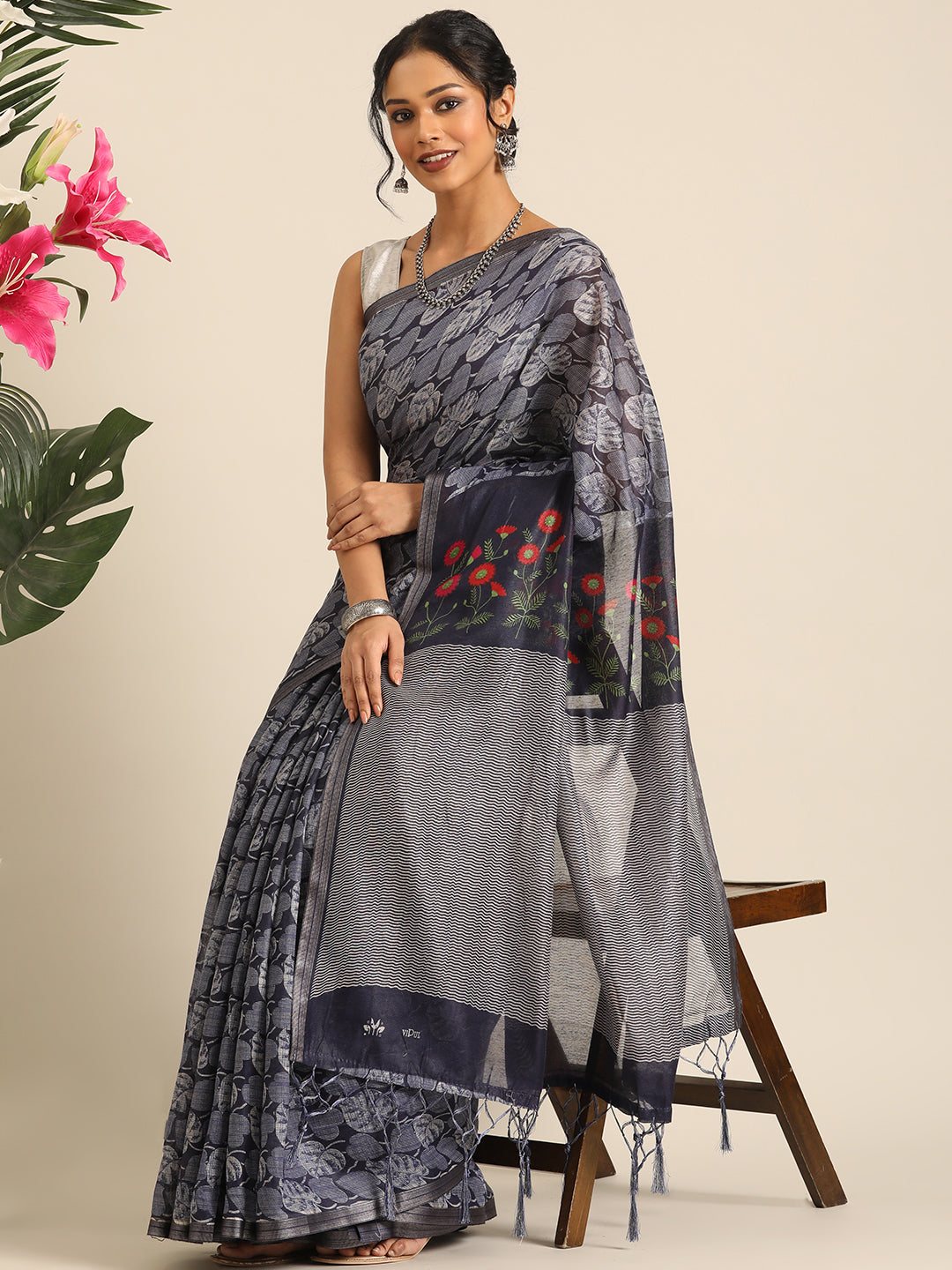 Saanvi–Blue Printed Cotton Linen Saree
