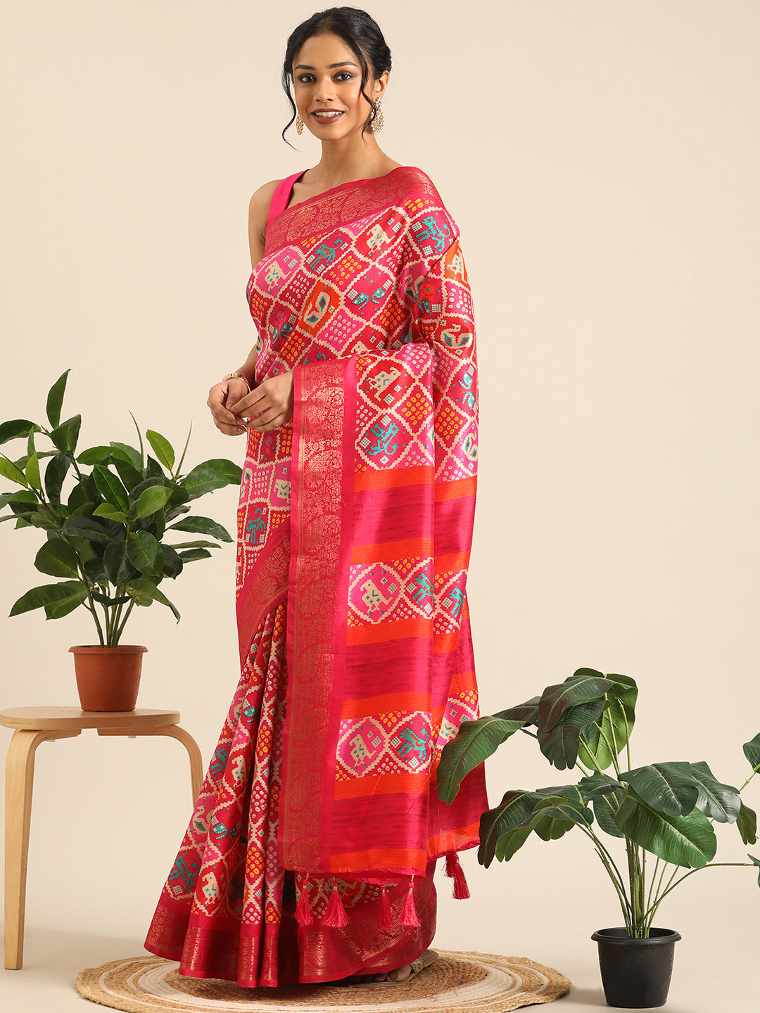 Vanya–Pink Printed Weaving Silk Saree