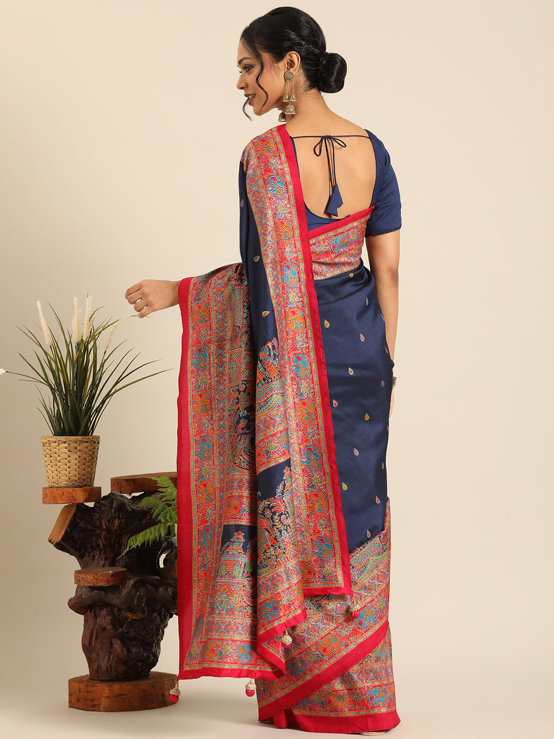 Kumuda – Navy Blue Printed Soft Silk Saree