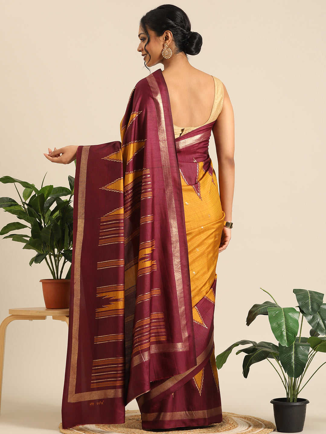 Tanta–Mustard Printed Soft Silk Saree