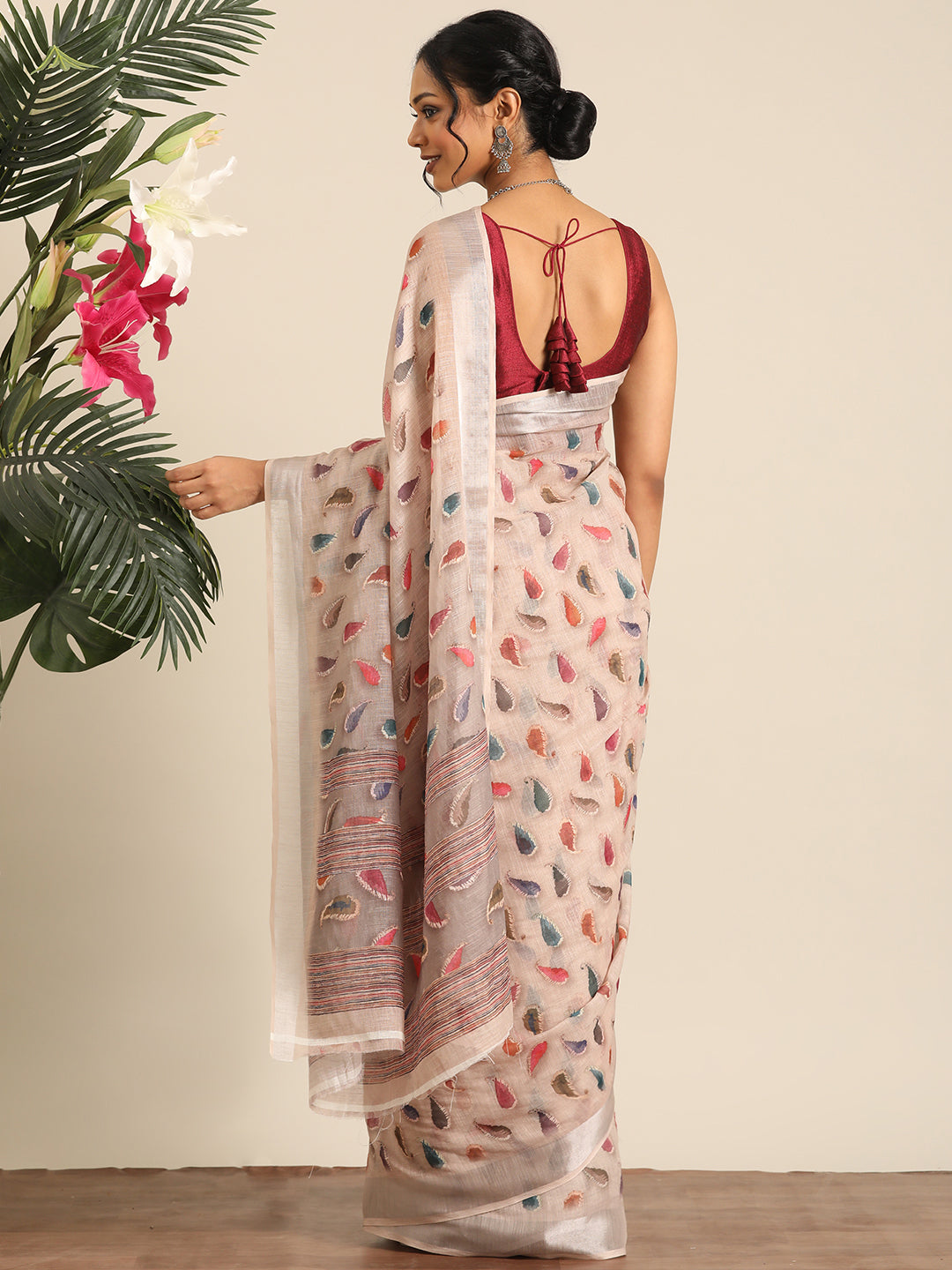 Mridula–Beige Printed Linen Saree