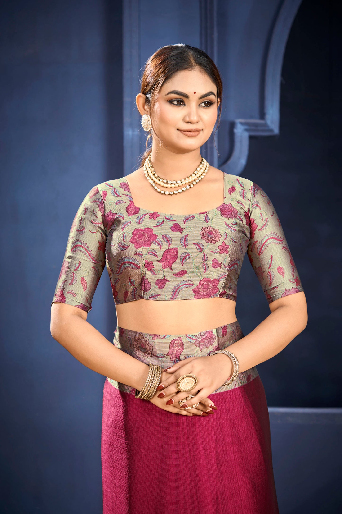 Varnika - Pink Printed Flow Chiffon Saree