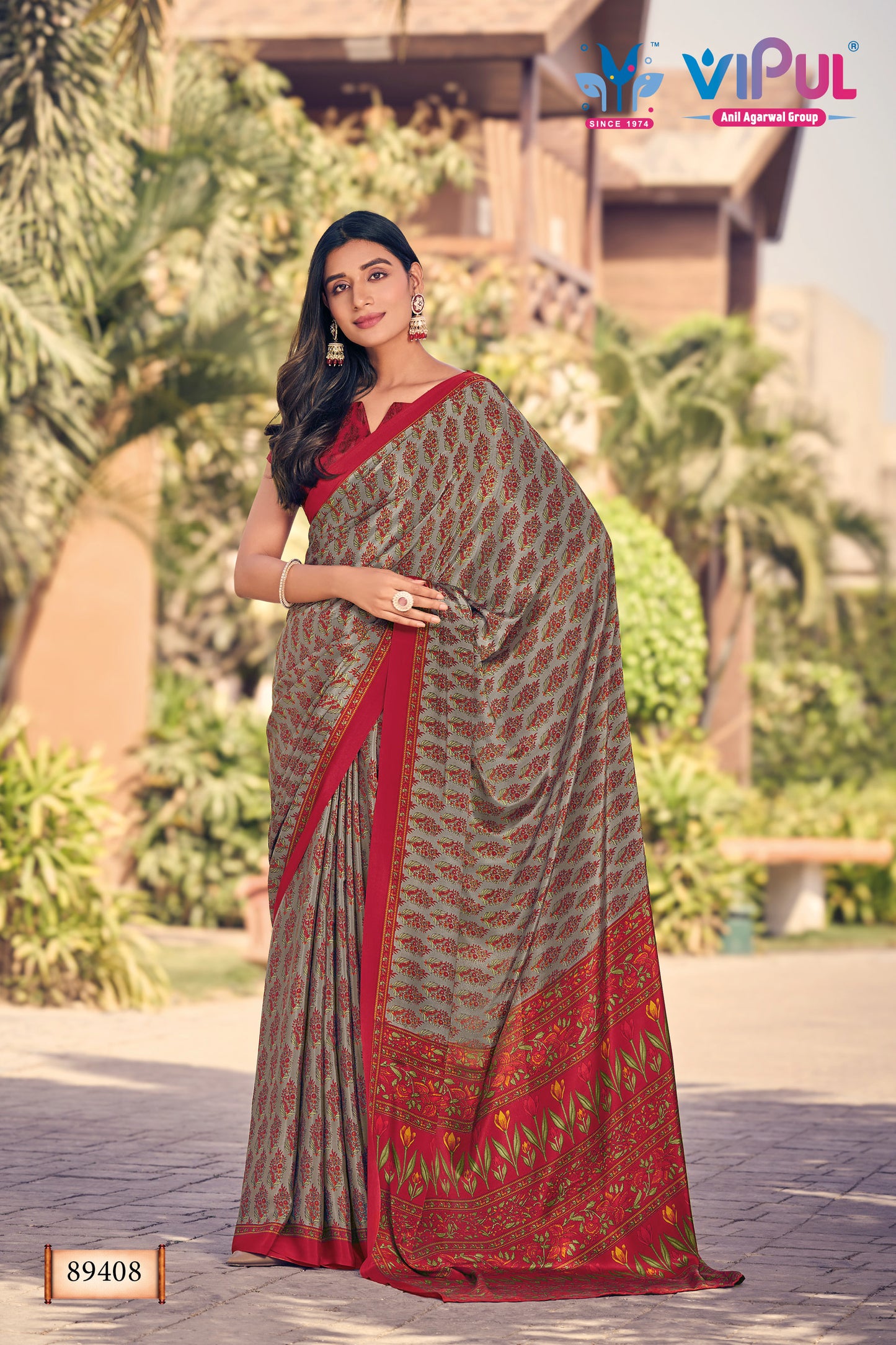 Rajkala - Grey Floral Printed Crepe Silk Saree