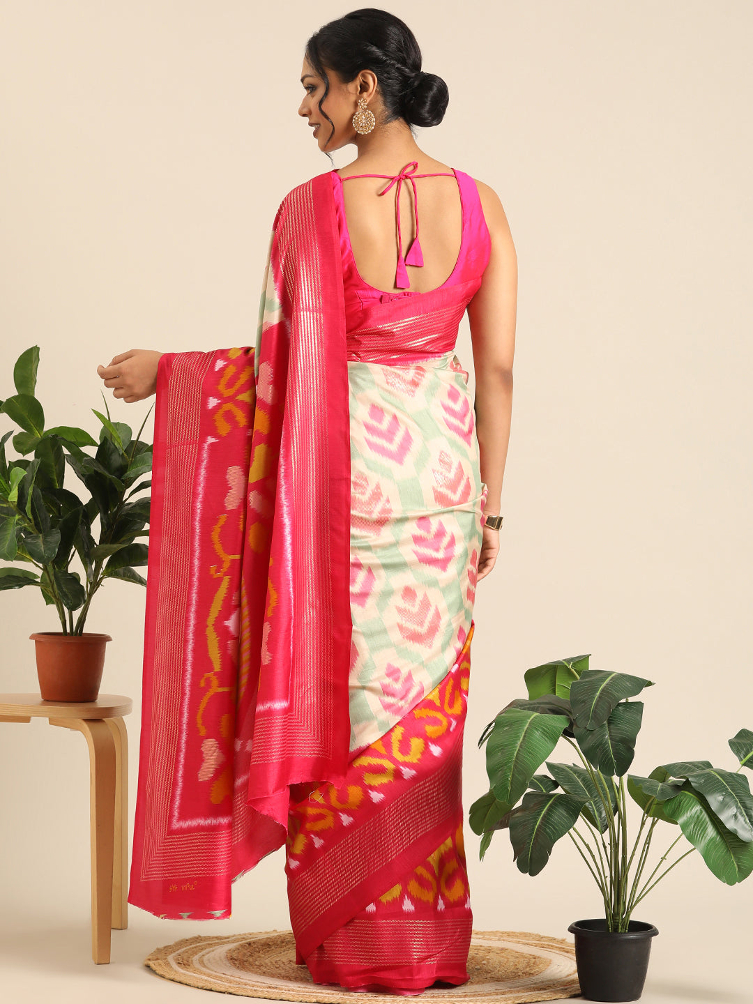 Tanta–Cream Printed Soft Silk Saree