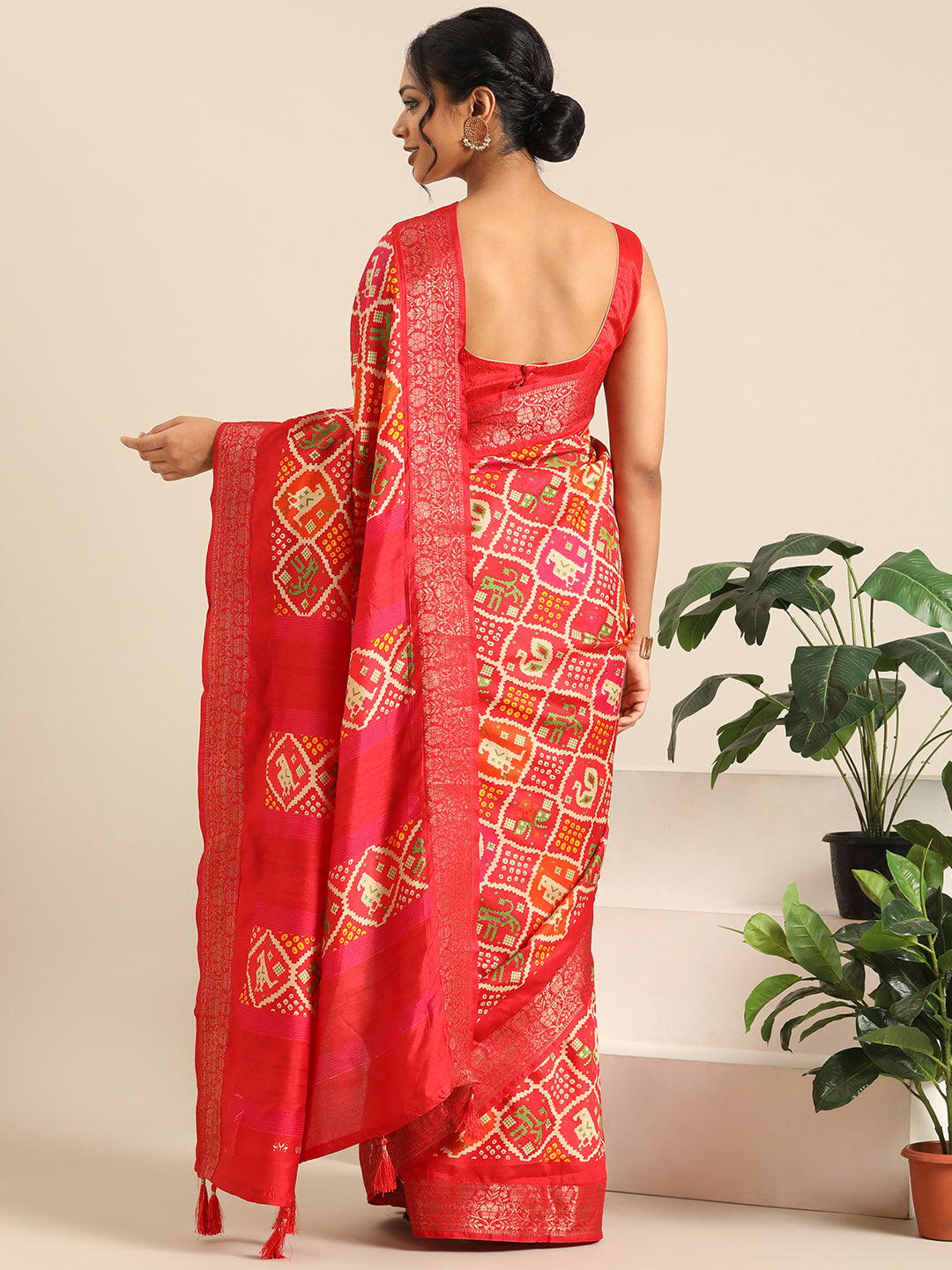 Vanya–Red Printed Weaving Silk Saree