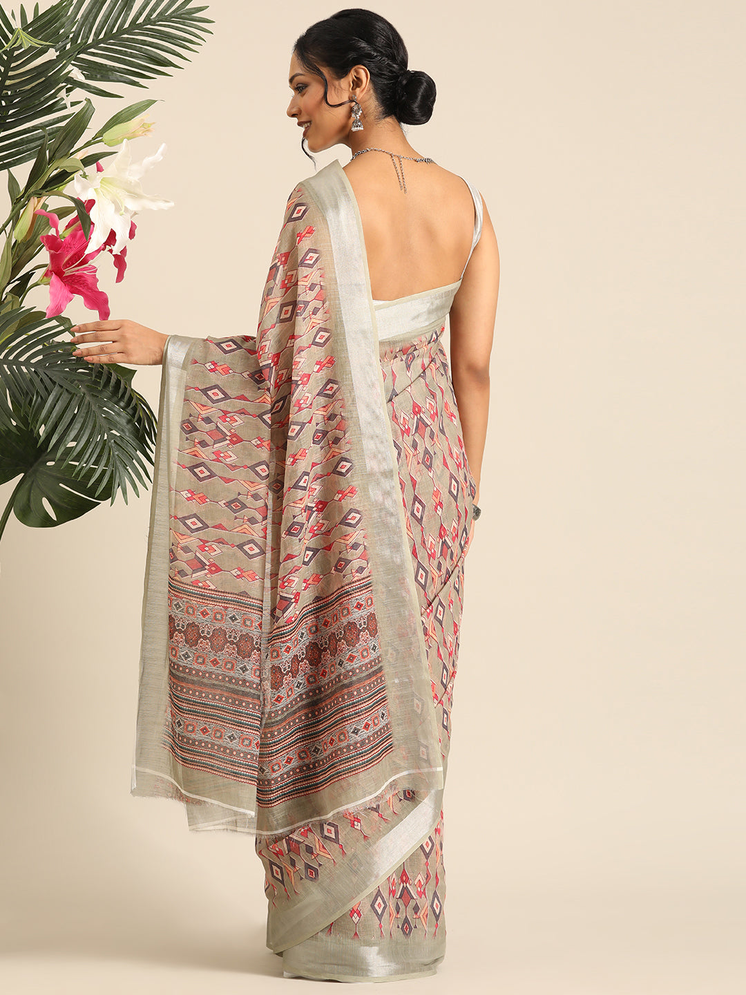 Mridula–Cream Printed Linen Saree