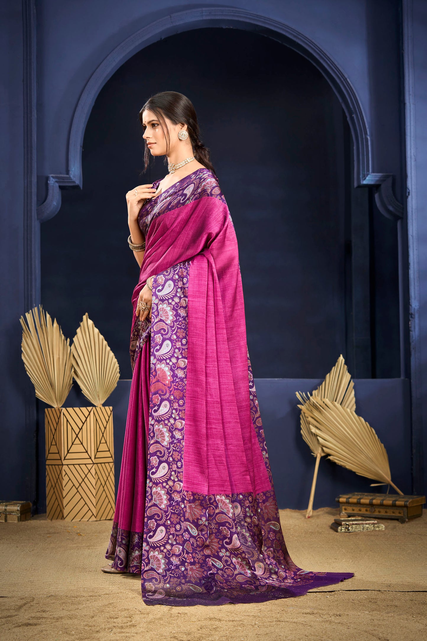 Varnika - Pink Printed Flow Chiffon Saree