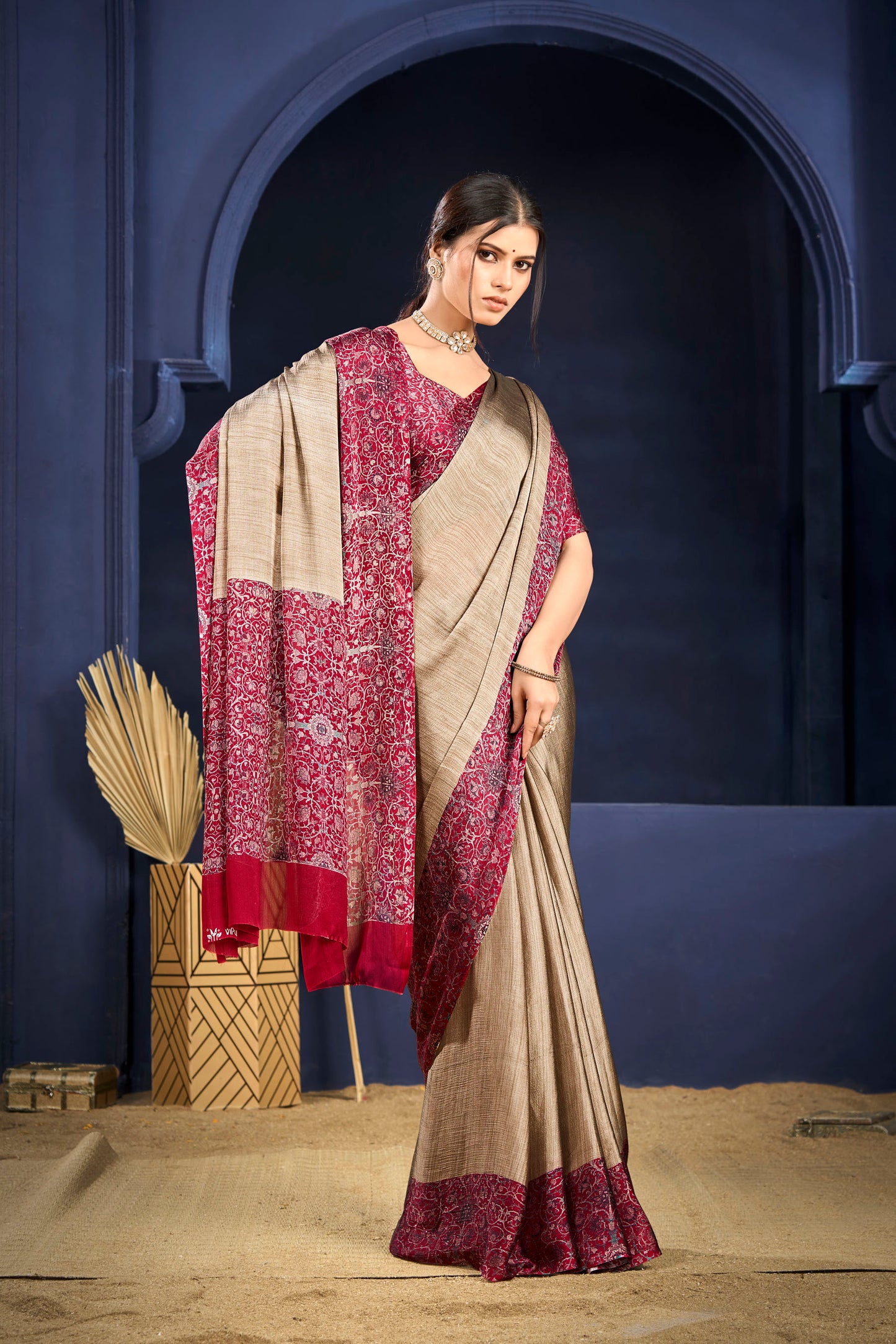 Varnika - Pink Printed Flow Chiffon Saree