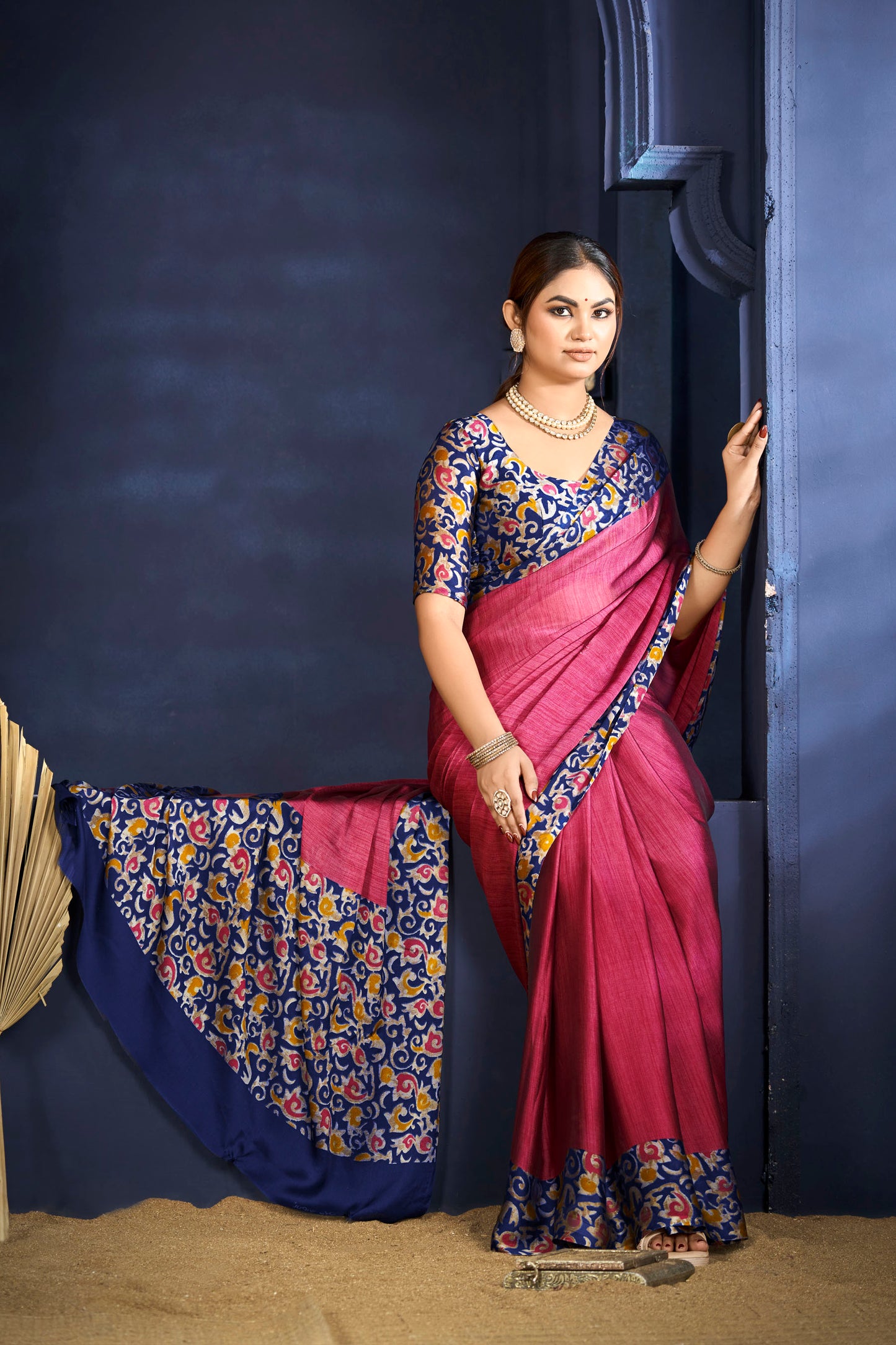 Varnika - Pink Printed Flow Chiffon Saree