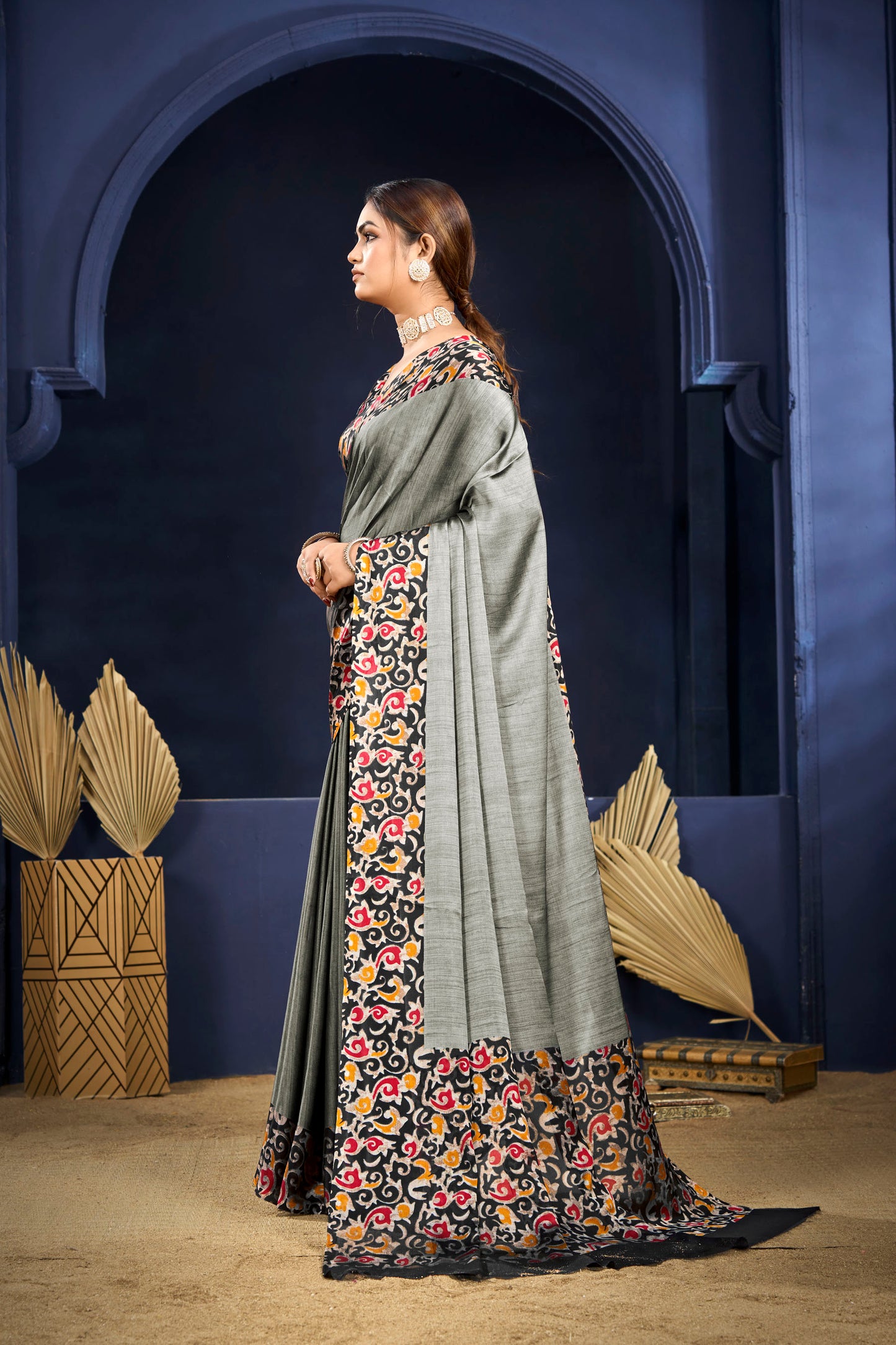 Varnika - Grey Printed Flow Chiffon Saree