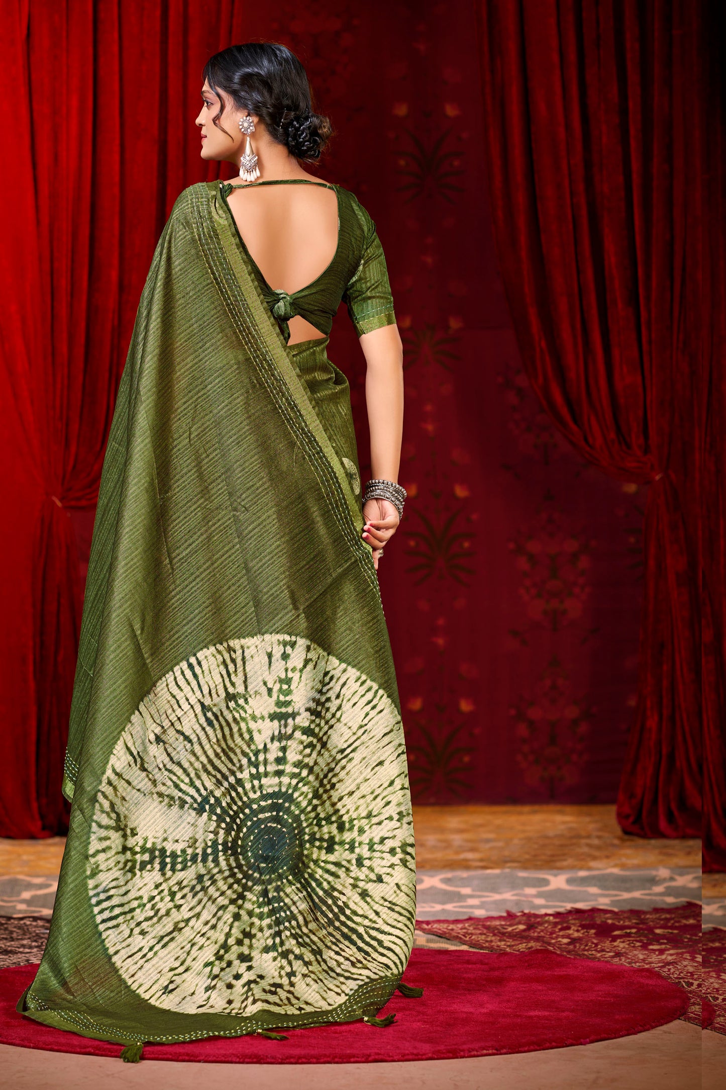 Suchika - Green Printed Silk Saree