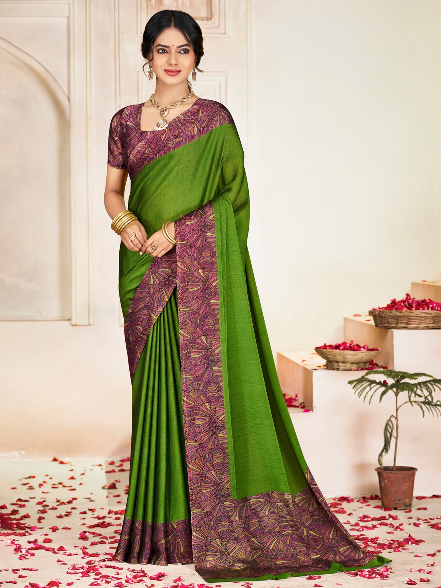 Ekvarna - Green Printed Chiffon Saree
