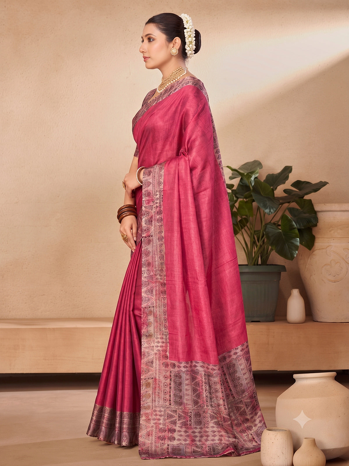 Ekvarna - Pink Printed Chiffon Saree