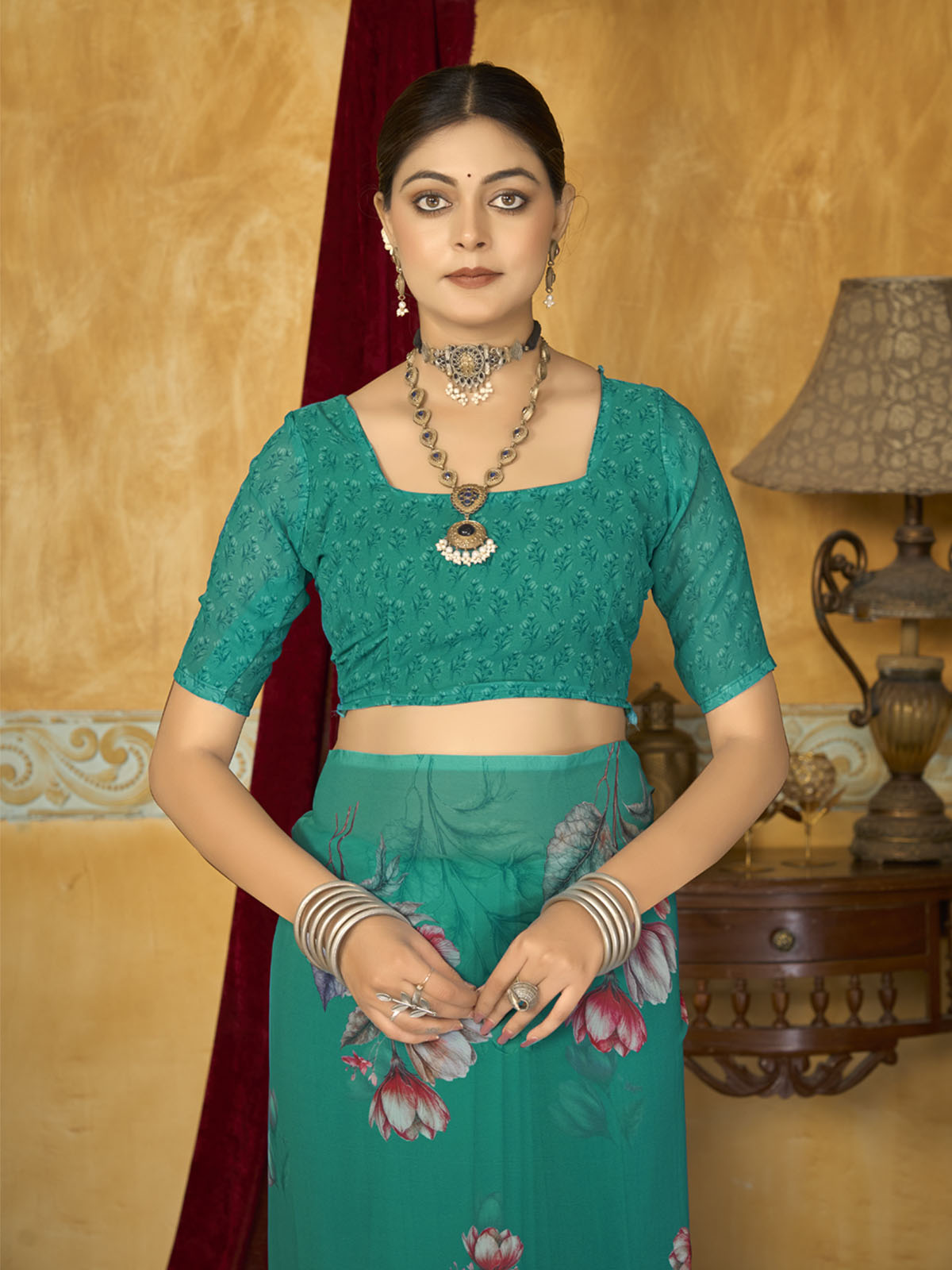 Riddhi - Turquoise Georgette Floral Digital Printed Saree