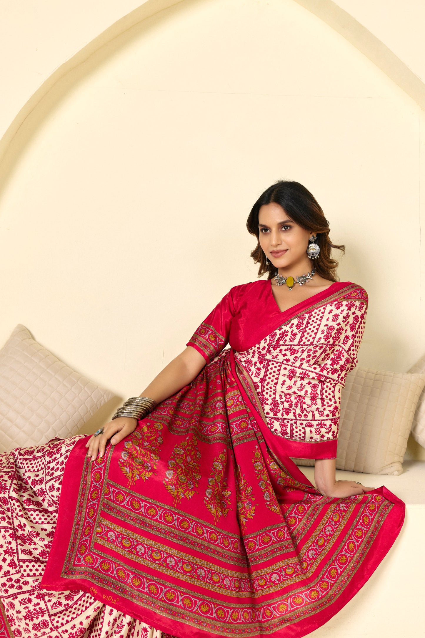 Rajkala - Pink Floral Printed Crepe Silk Saree