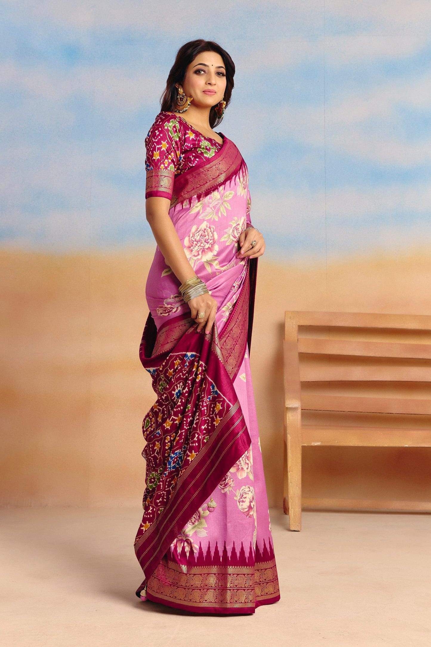 Rangrekha - Purple Floral Printed Soft Silk Saree