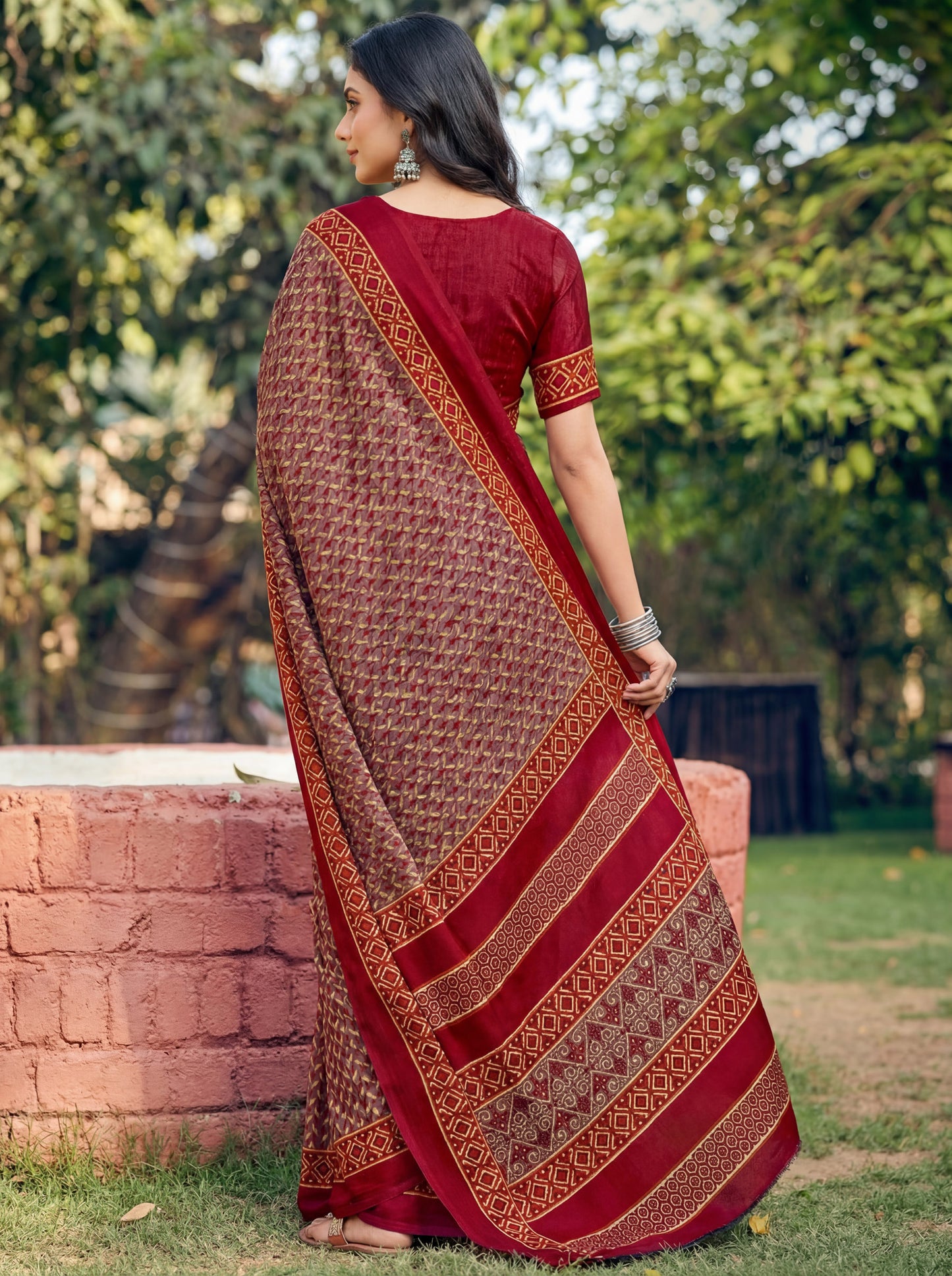 Rajkala - Red Printed Crepe Silk Saree