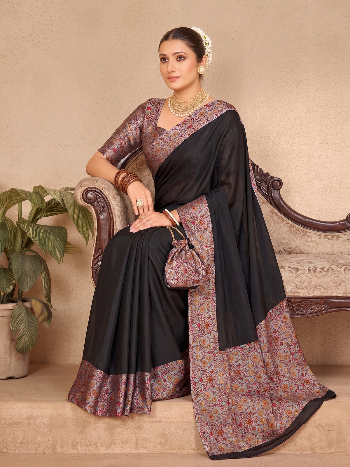 Ekvarna - Black Printed Chiffon Saree