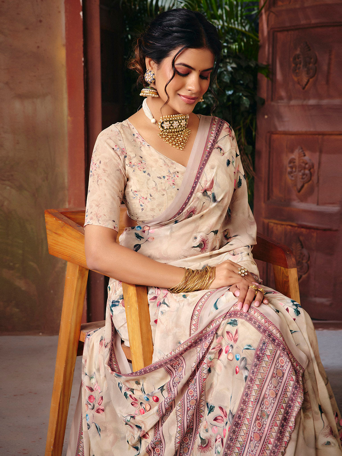 Riddhi - Peach Georgette Floral Digital Printed Saree